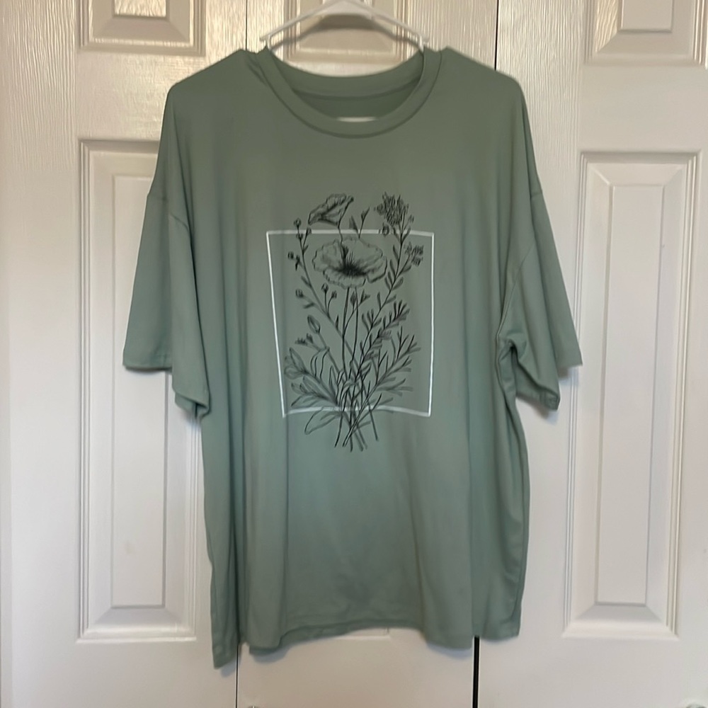 T-shirt
